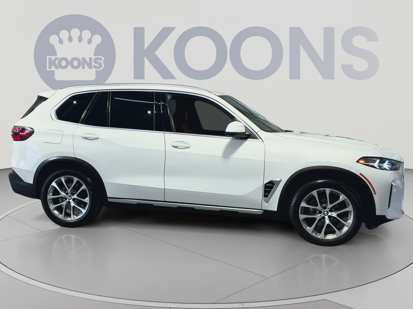 Used 2024 BMW X5 xDrive40i AWD/4WD image 12