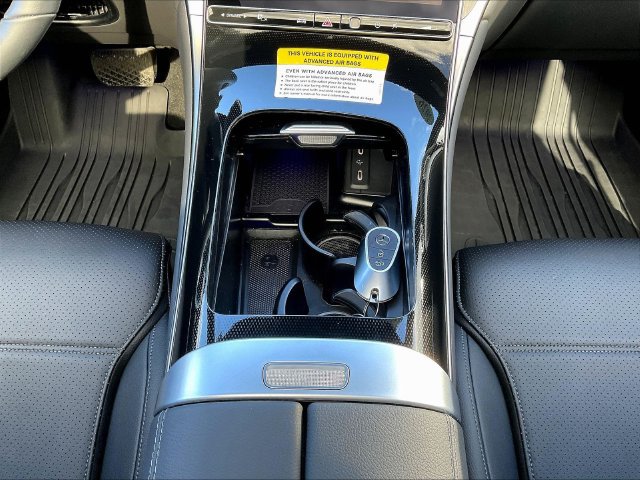 Used 2026 Mercedes-Benz GLC 300 4MATIC image 17