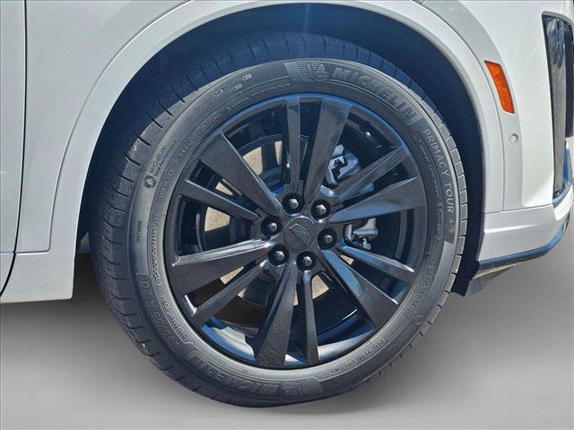 Used 2022 Cadillac XT6 Premium Luxury w/ Platinum Package image 29