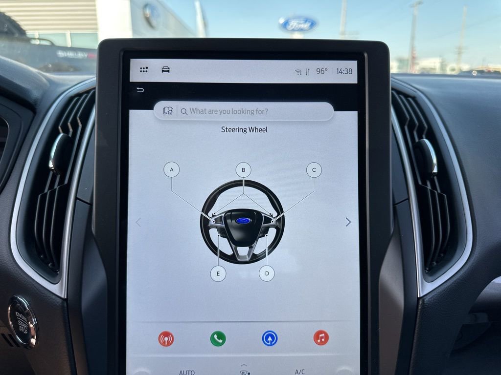 Used 2024 Ford Edge SEL image 33