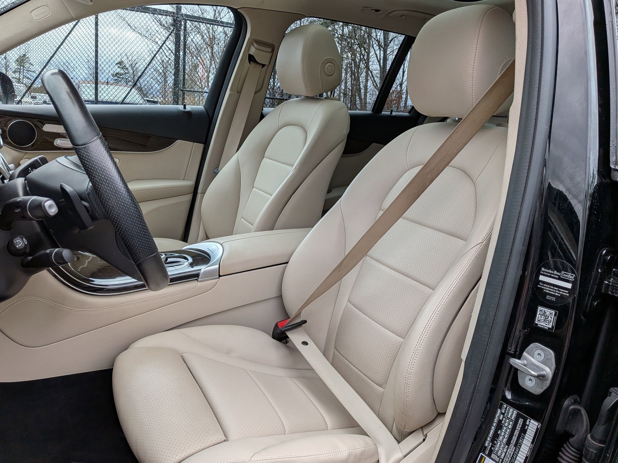 Certified 2019 Mercedes-Benz GLC 300 4MATIC w/ Premium Package image 12