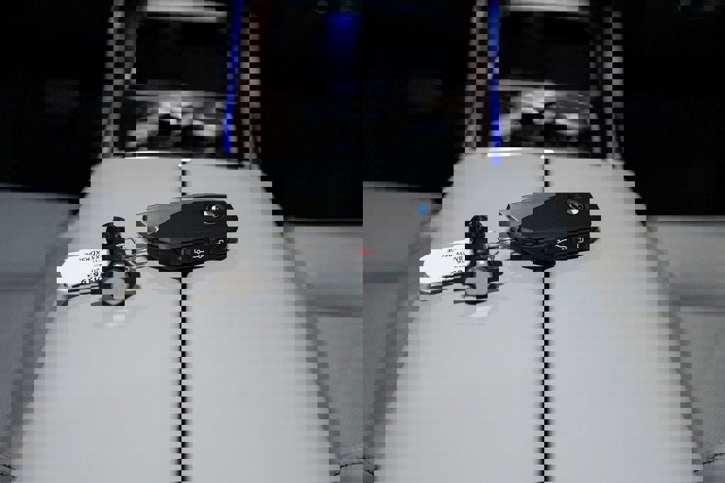 New 2026 BMW X5 xDrive50e w/ Climate Comfort Package image 41