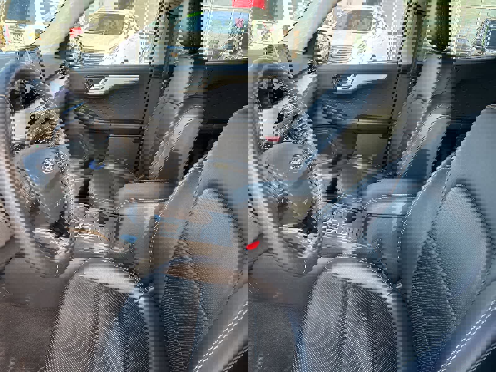 Used 2020 Ford Escape SEL image 14