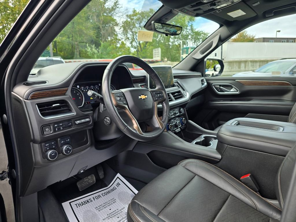 Used 2021 Chevrolet Suburban High Country image 3
