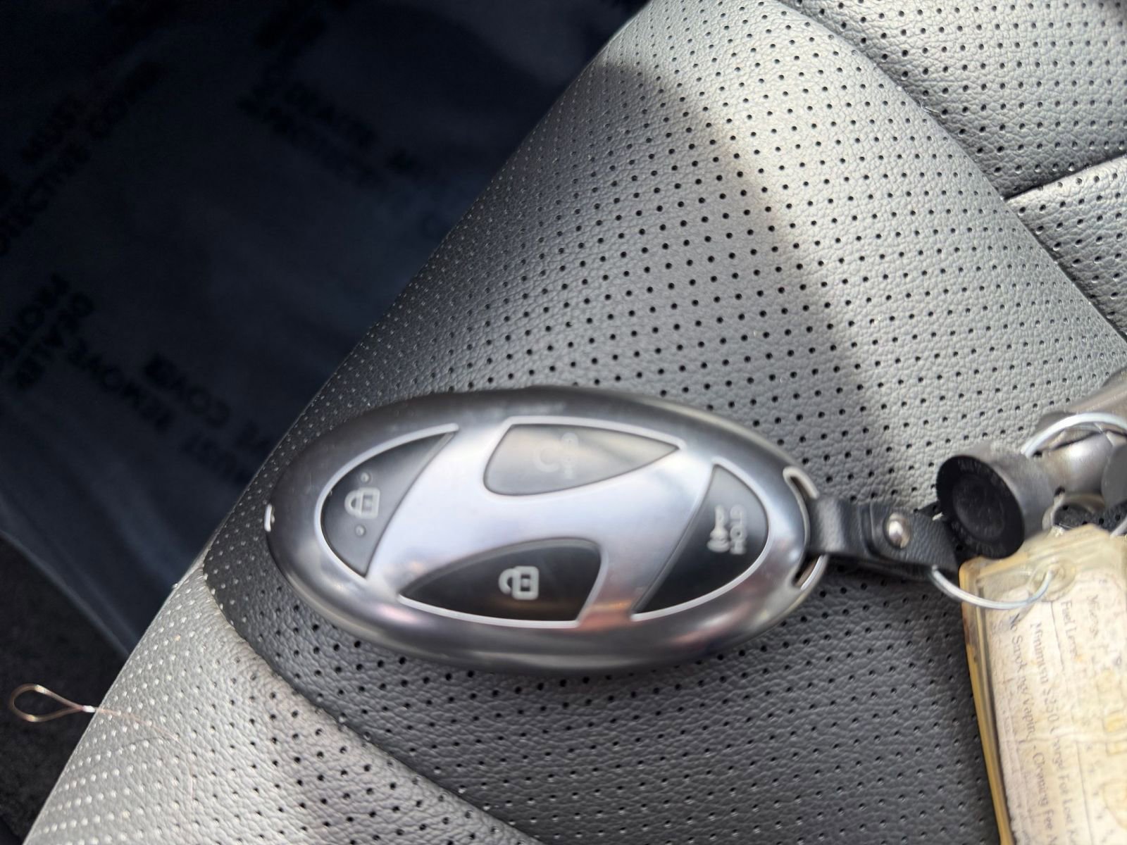 Used 2025 Hyundai Elantra Limited FWD image 25
