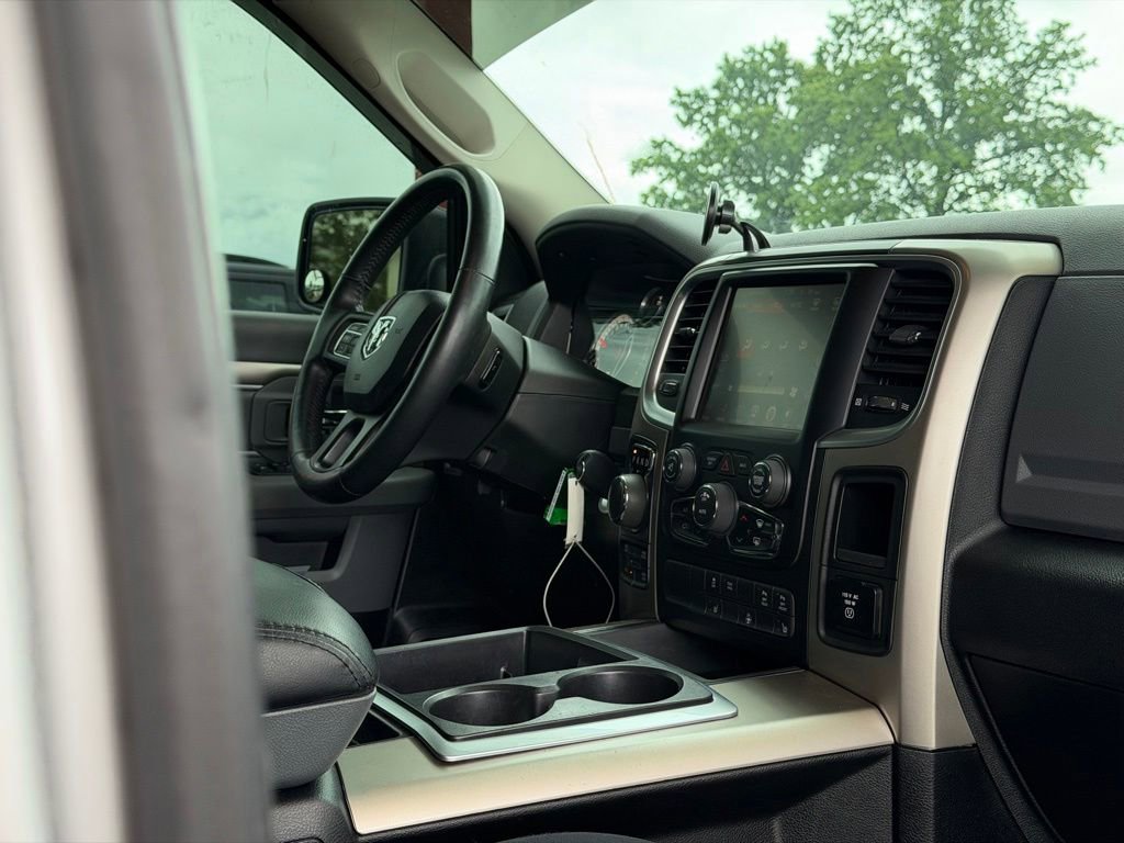 Used 2015 RAM 1500 Big Horn AWD/4WD image 32