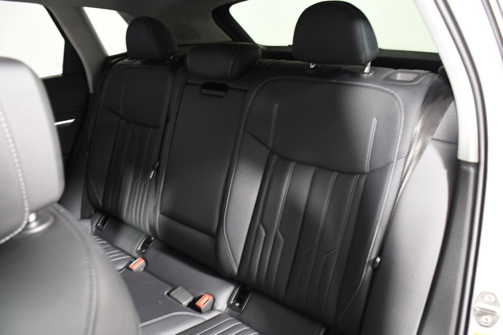 Used 2021 Audi e-tron Prestige w/ Prestige Package image 26