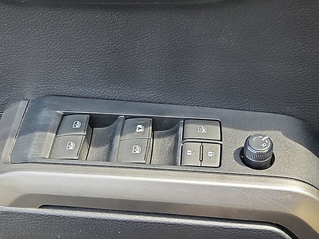 Used 2021 Toyota Tacoma SR5 AWD/4WD image 26