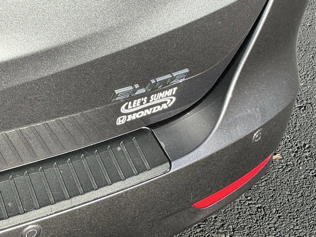 Used 2024 Honda Odyssey Elite image 7