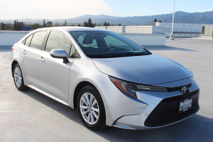 Certified 2026 Toyota Corolla LE w/ LE Premium Package FWD image 2
