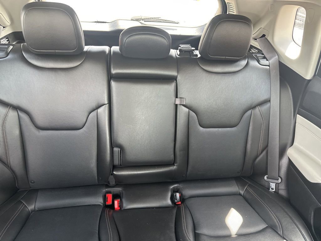Used 2022 Jeep Compass Limited AWD/4WD image 9