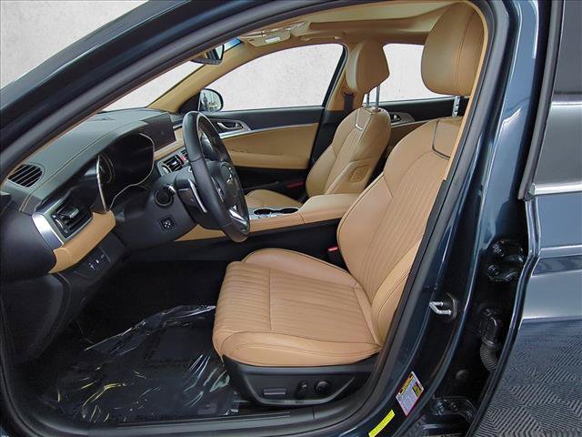 Used 2022 Genesis G70 2.0T w/ Prestige Package RWD image 17