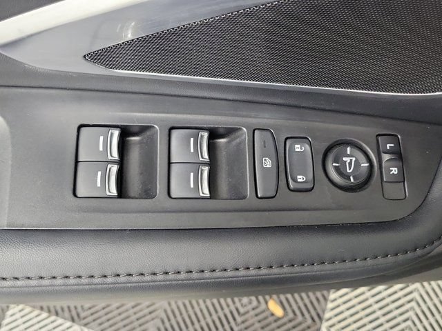 Used 2024 Acura RDX SH-AWD image 19