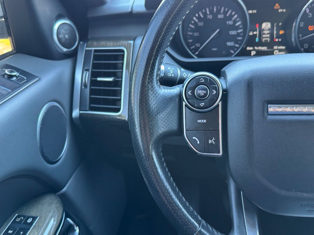 Used 2015 Land Rover Range Rover Sport SE AWD/4WD image 9