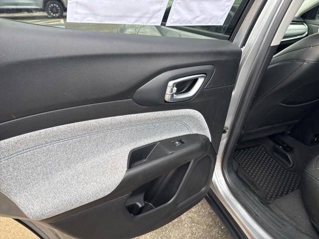 Used 2022 Jeep Compass Latitude w/ Convenience Group image 14