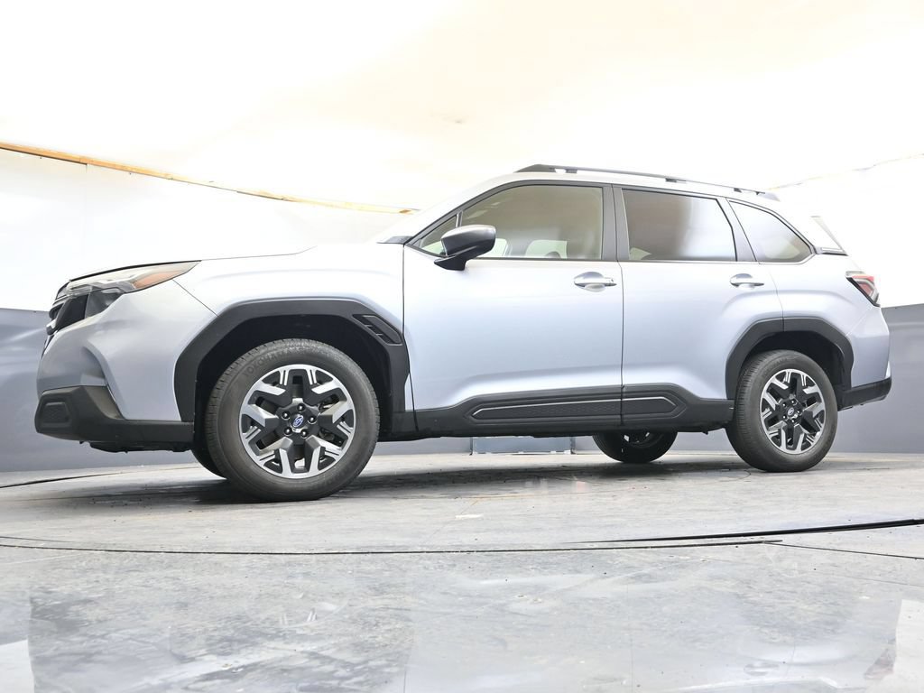 Certified 2025 Subaru Forester Premium AWD/4WD image 30