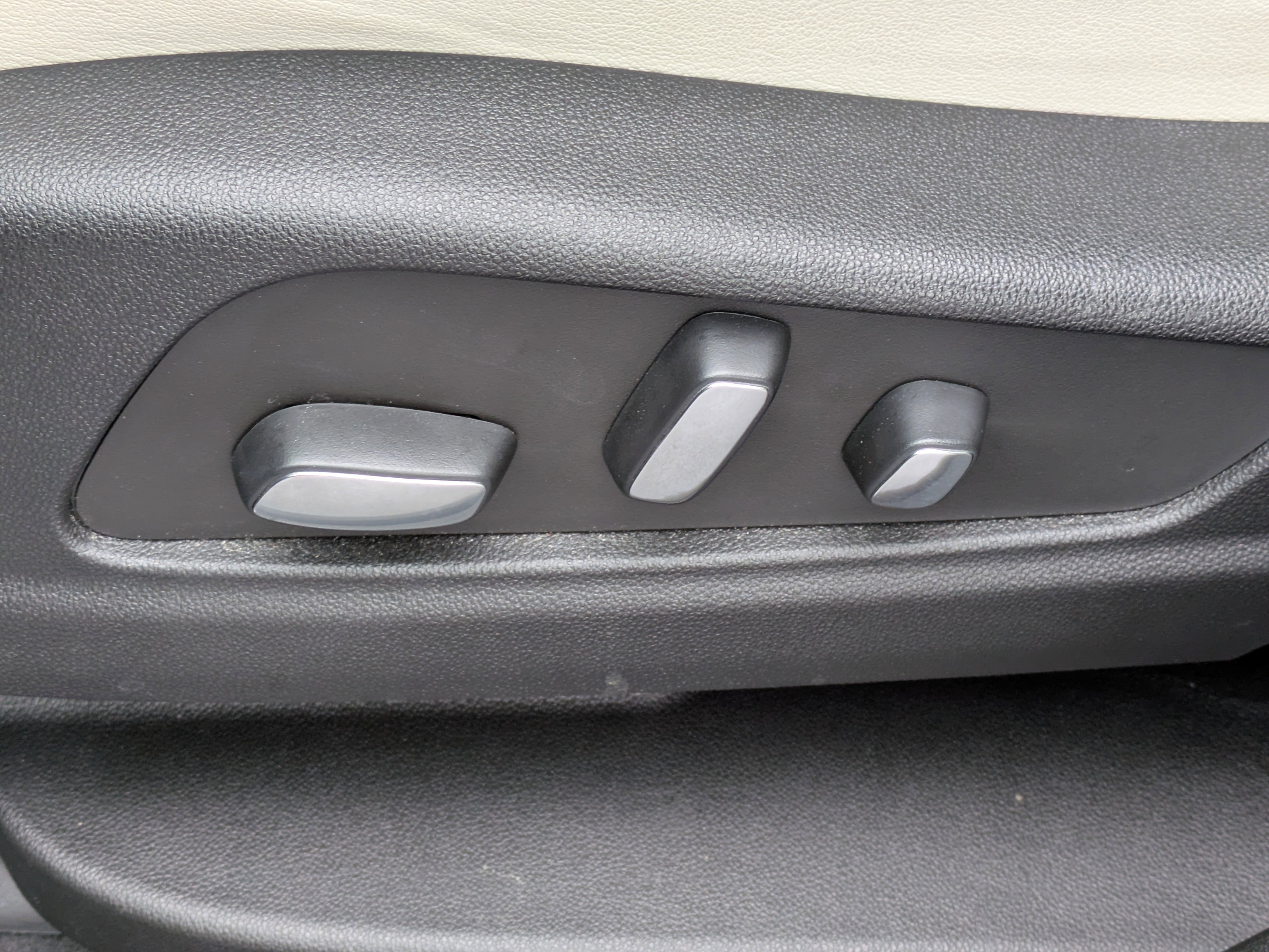 Certified 2023 Cadillac XT5 Sportv w/ Technology Package image 19