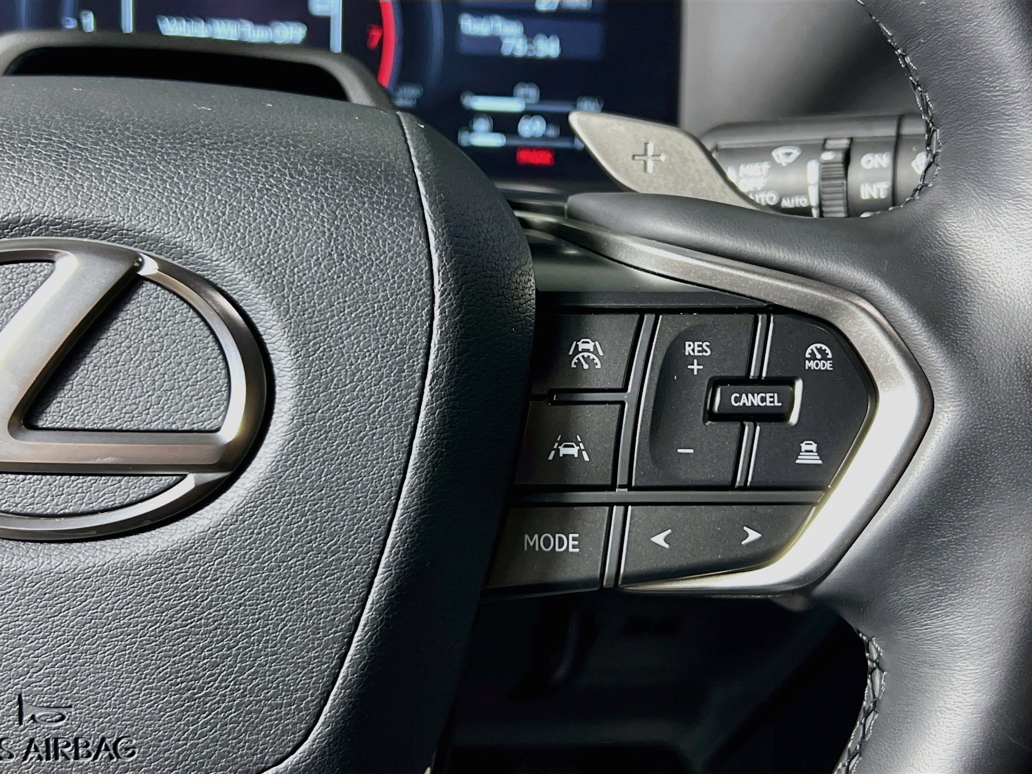 Used 2024 Lexus GX 550 w/ Accessory Package (Z1) AWD/4WD image 13