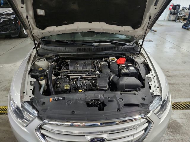Used 2019 Ford Taurus Limited FWD image 28