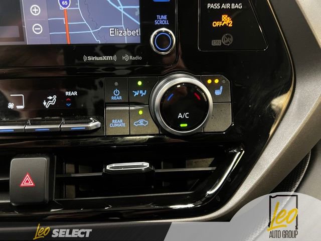 Used 2022 Toyota Highlander XLE image 14