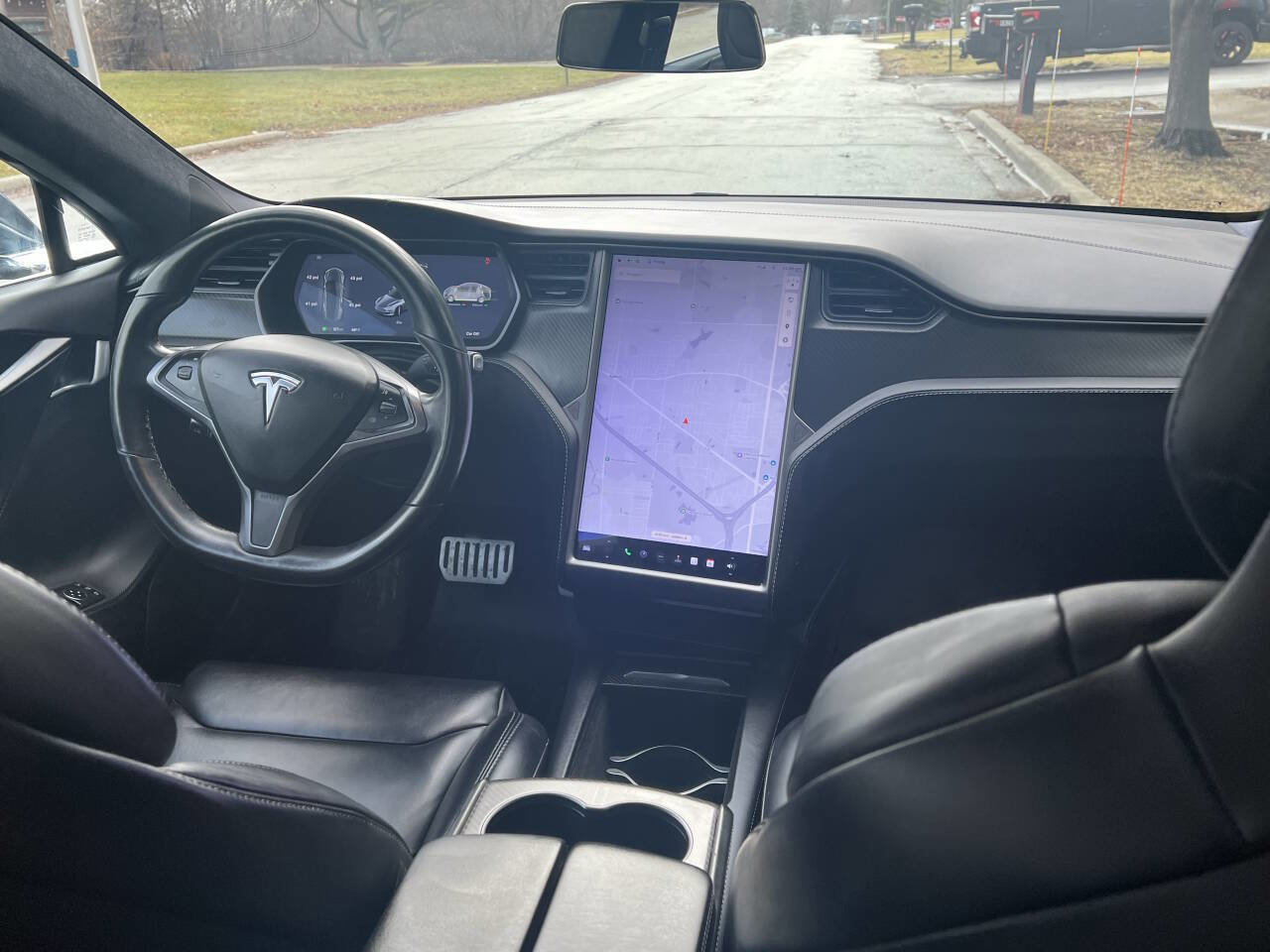 Used 2019 Tesla Model S Performance image 28
