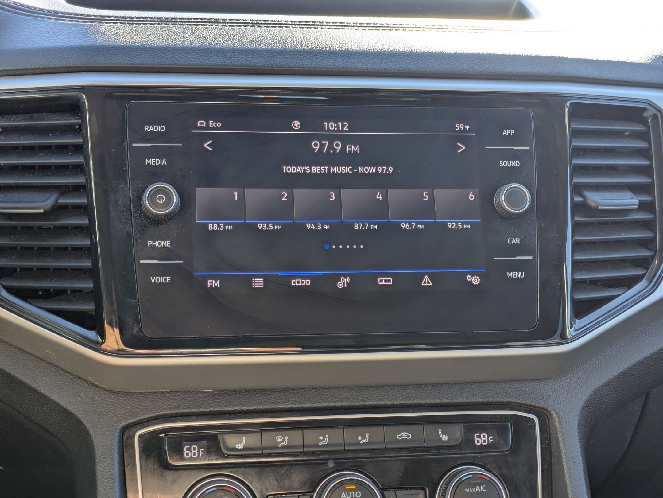 Used 2022 Volkswagen Atlas SE w/ Panoramic Sunroof Package image 27