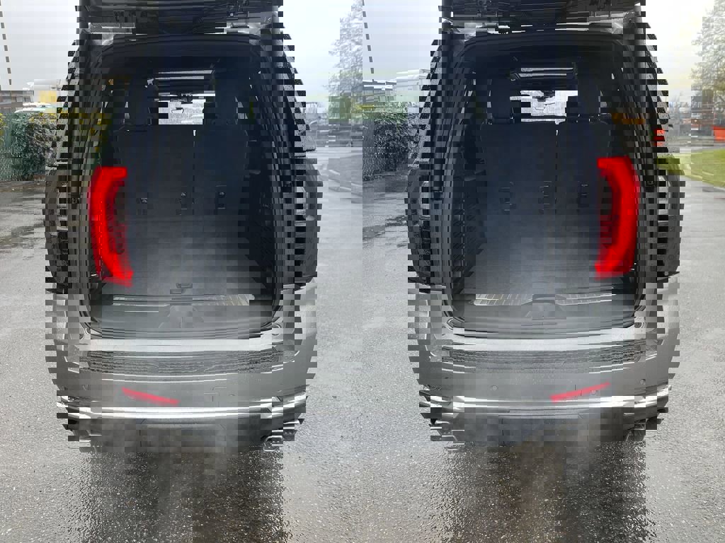 New 2026 GMC Yukon XL Denali image 27