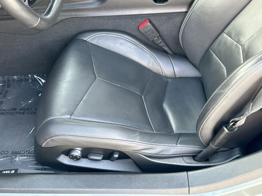 Used 2022 Chevrolet Corvette 2LT Coupe w/ Z51 Performance Package image 20