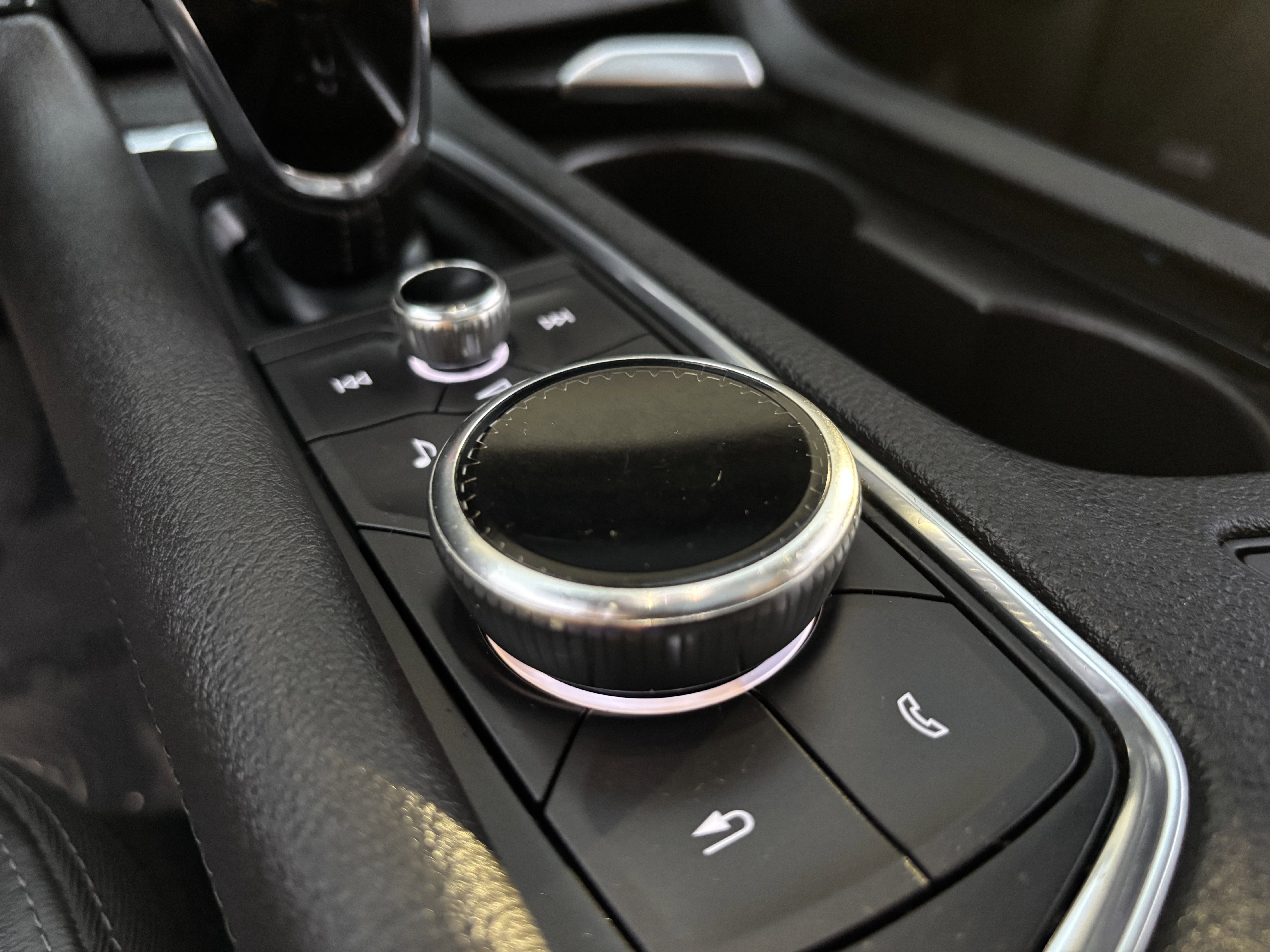 Used 2020 Cadillac XT5 Premium Luxury image 33