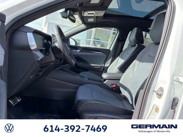 New 2026 Volkswagen Tiguan SE R-Line image 22