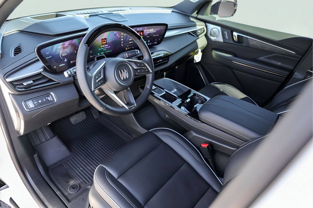 Used 2025 Buick Enclave Avenir w/ Super Cruise Package FWD image 13