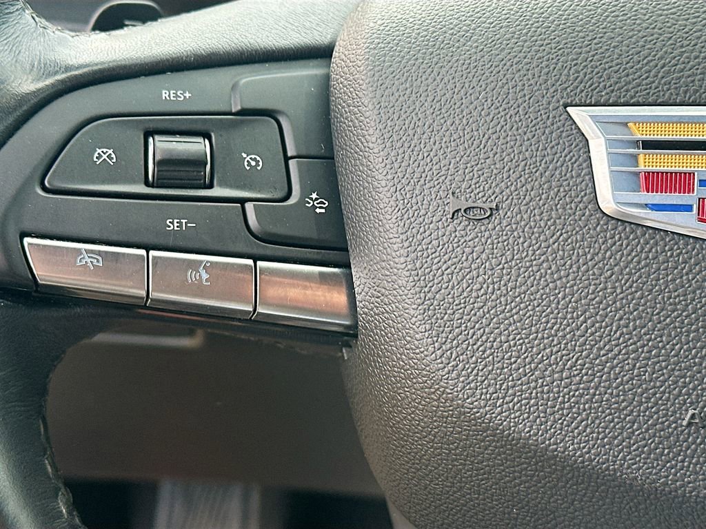 Used 2024 Cadillac XT4 Premium Luxury FWD image 11