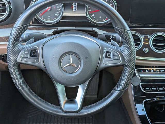 Used 2018 Mercedes-Benz E 300 4MATIC image 11