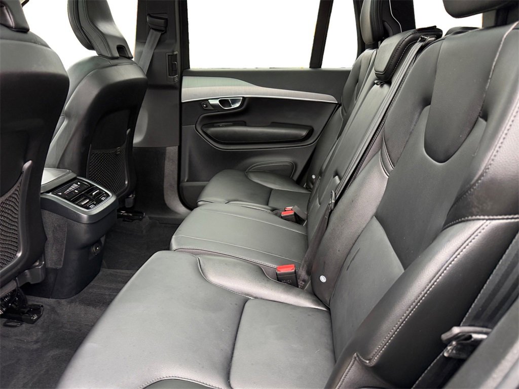 Used 2023 Volvo XC90 B5 Core w/ Climate Package image 15