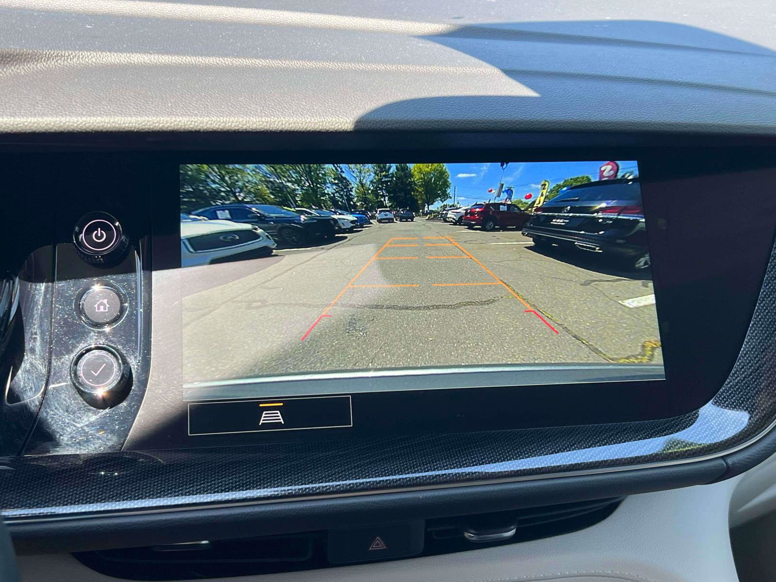 Used 2023 Buick Envision Preferred FWD image 15