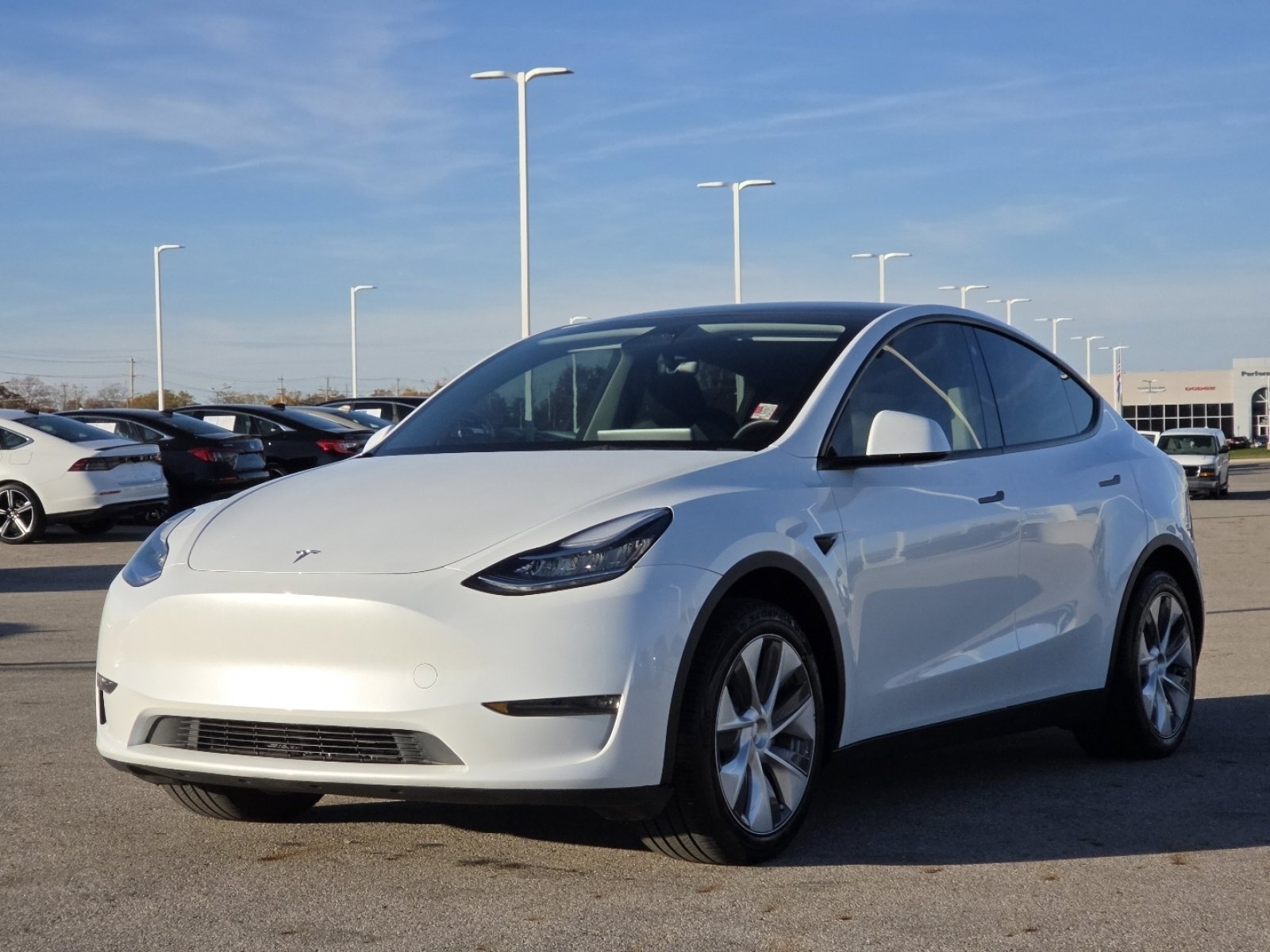 Used 2023 Tesla Model Y Long Range image 13
