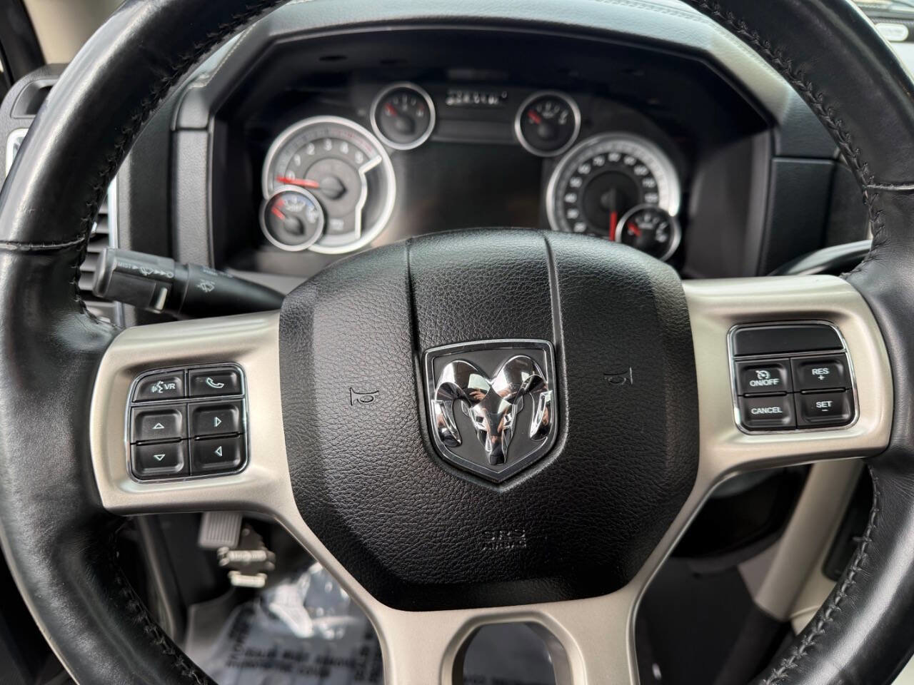 Used 2015 RAM 3500 Laramie w/ Black Appearance Group AWD/4WD image 13