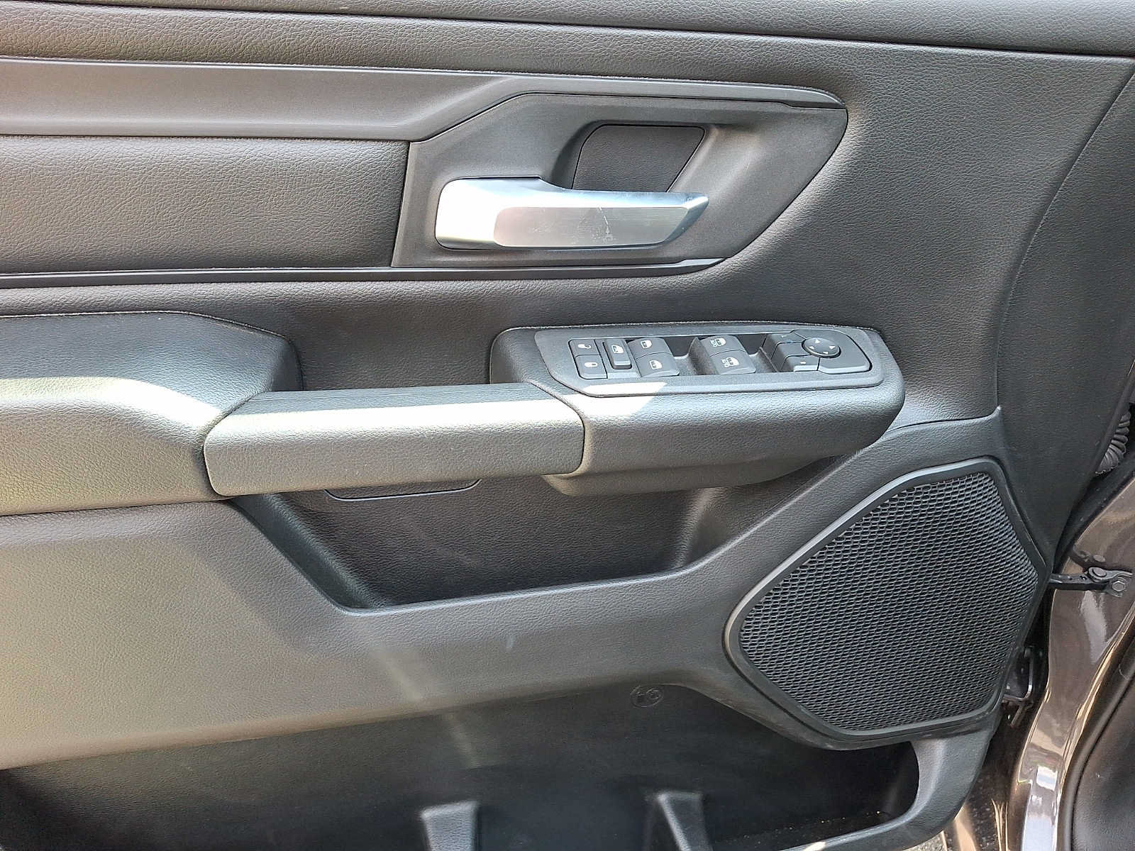 New 2026 RAM 1500 Warlock AWD/4WD image 8