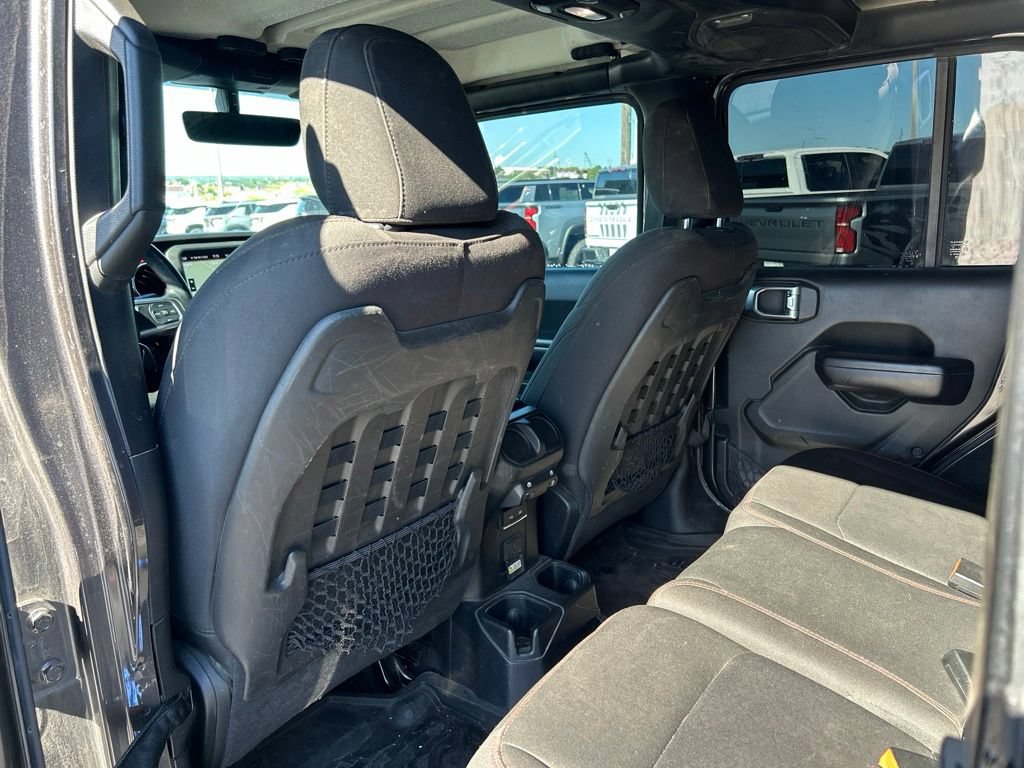Used 2018 Jeep Wrangler Unlimited Rubicon AWD/4WD image 32