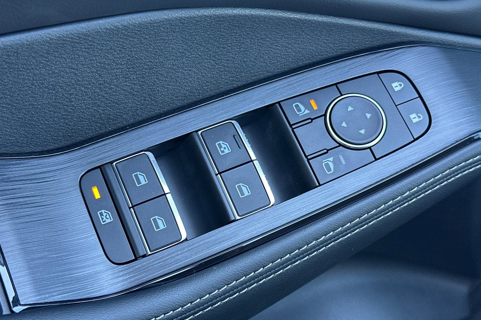 New 2026 Nissan Rogue Platinum w/ Platinum Premium Package image 13