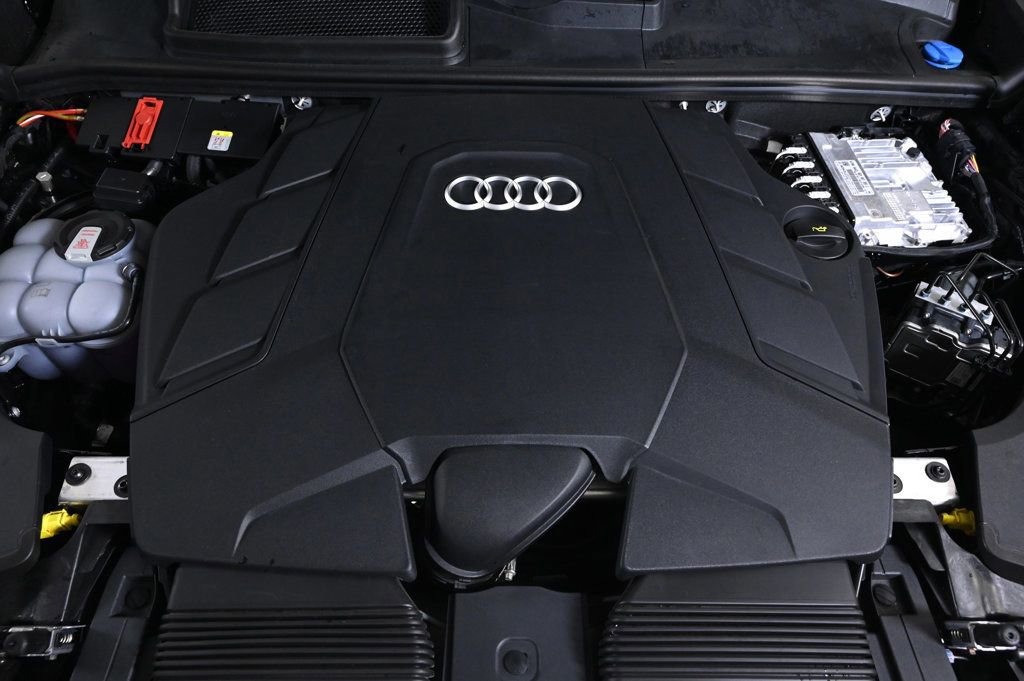Used 2025 Audi Q8 Premium w/ Convenience Package image 22