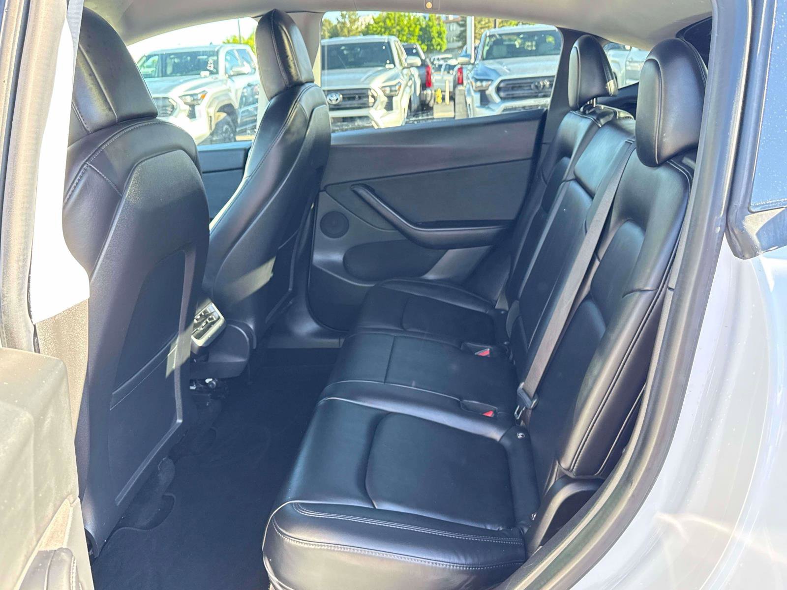 Used 2021 Tesla Model Y 2WD image 13