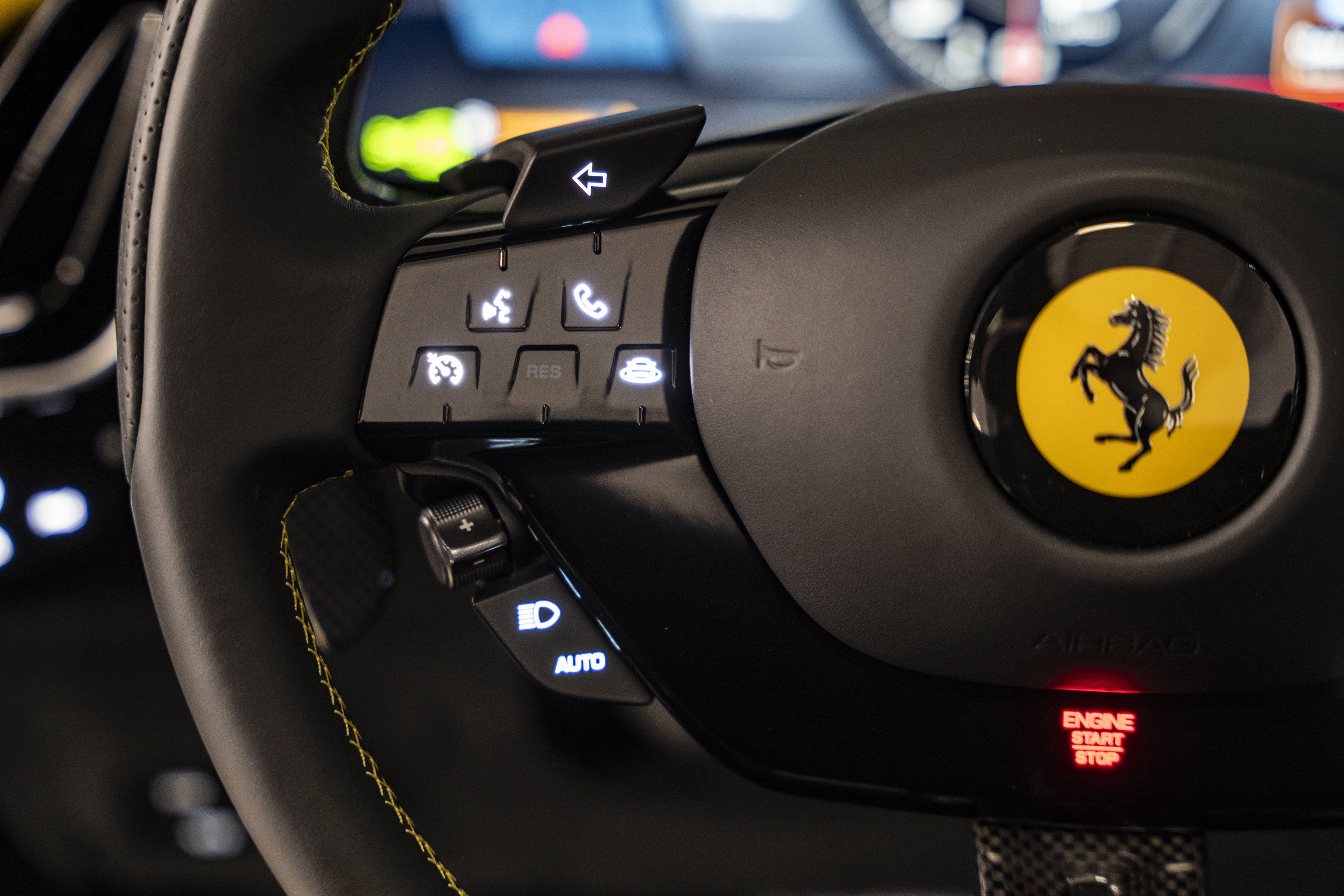 Used 2025 Ferrari Roma Spider RWD image 43
