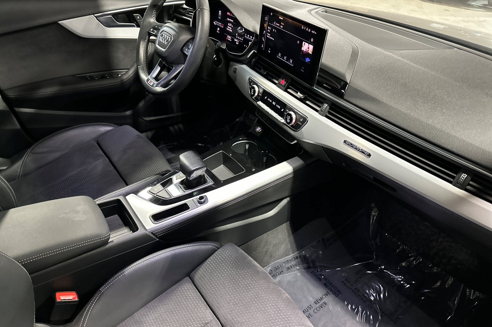 Used 2023 Audi A4 2.0T Premium Plus w/ Premium Plus Package AWD/4WD image 14