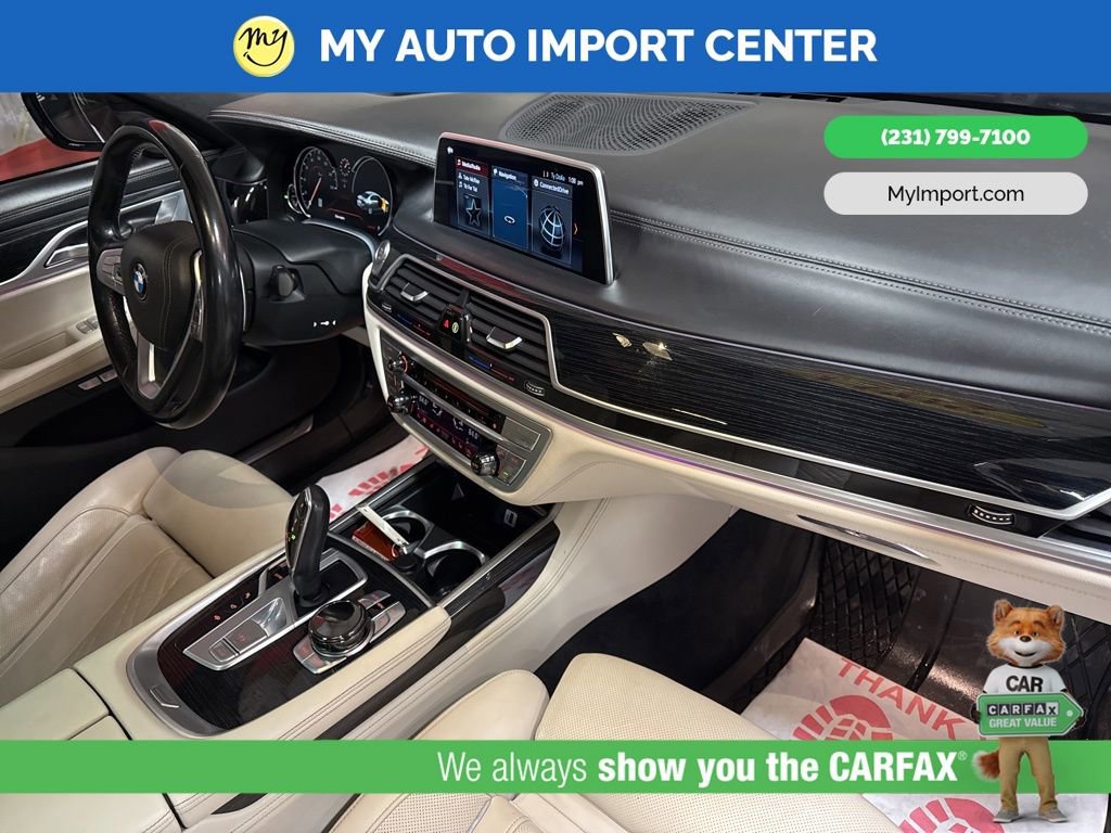Used 2018 BMW 750i xDrive image 31