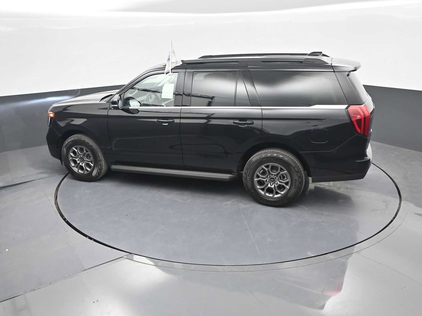 New 2026 Ford Expedition Active AWD/4WD image 52