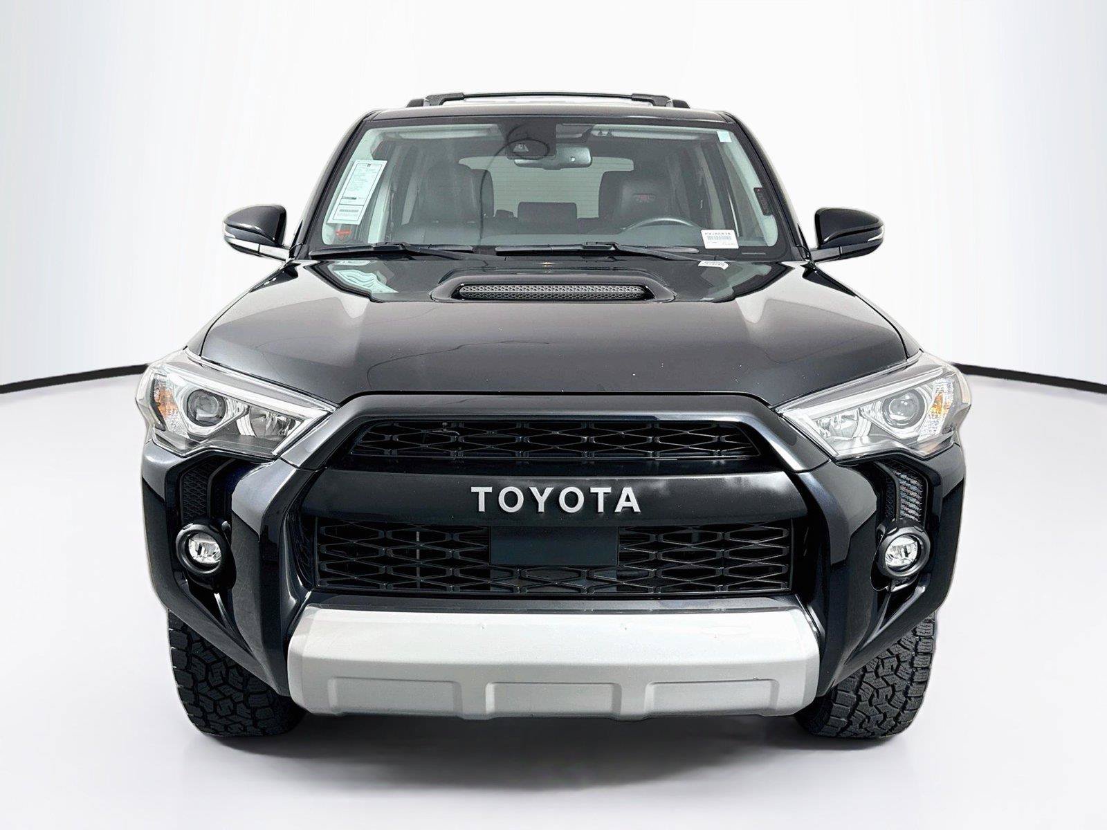 Certified 2024 Toyota 4Runner TRD Off-Road Premium w/ Moonroof Package AWD/4WD image 9
