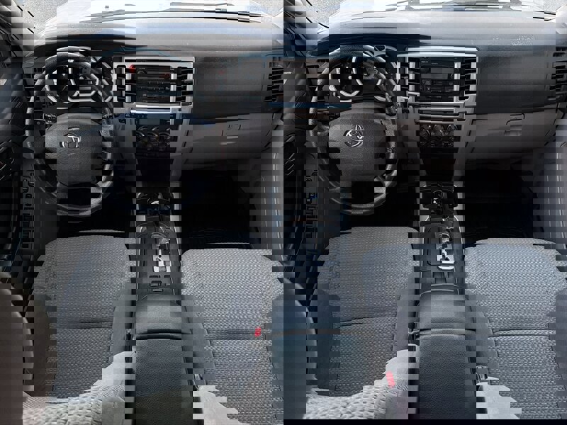 Used 2005 Toyota 4Runner SR5 RWD image 11