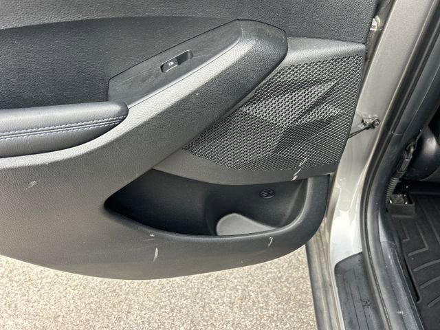 Used 2023 Kia Seltos S w/ Navigation Package image 46