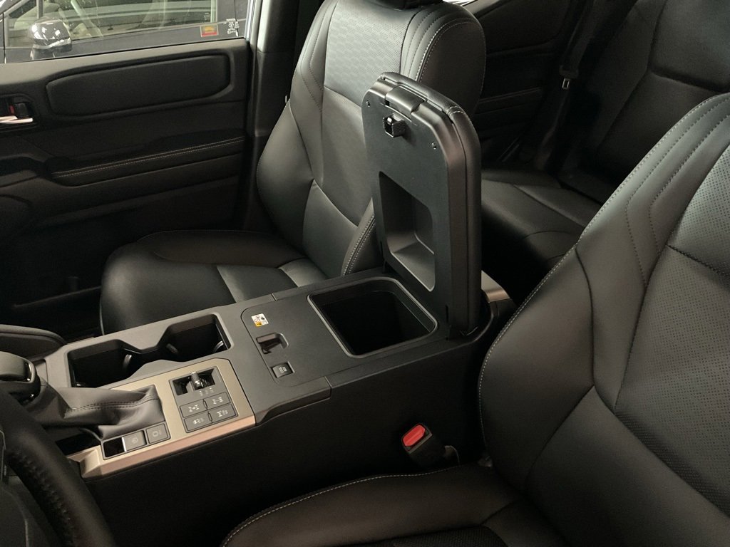 New 2025 Toyota Land Cruiser image 31